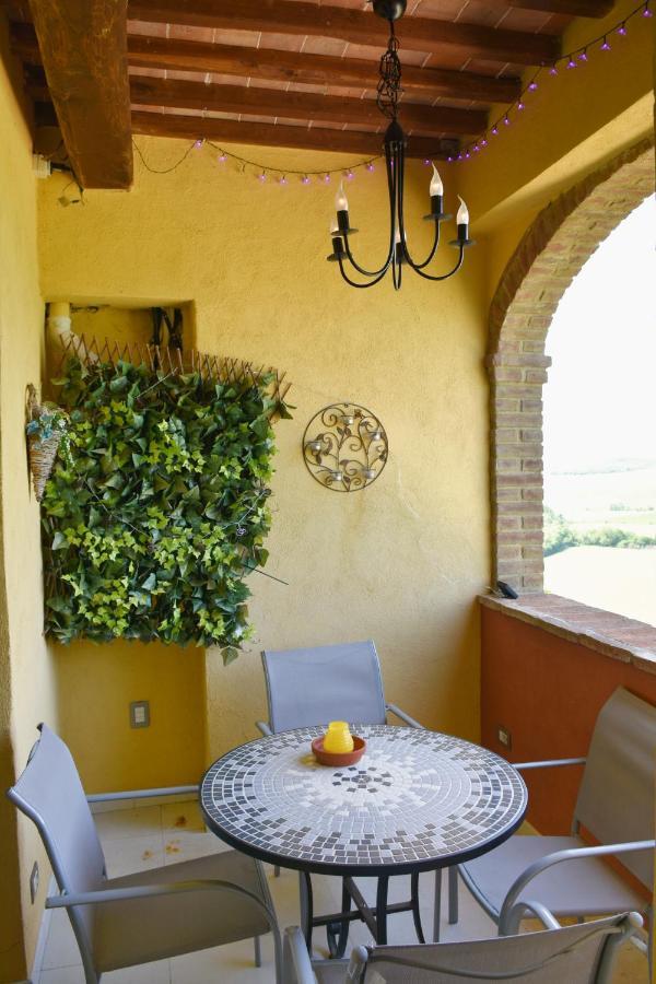 Podere Le Volpaie, Volterra, Tuscany 몬테카티니발디세시다 외부 사진